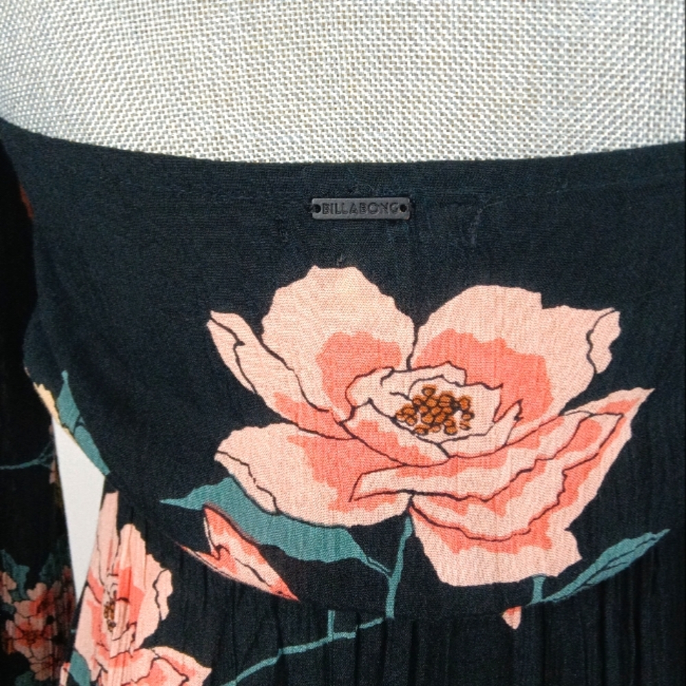Billabong Womens Dress. - Picture 8 of 16